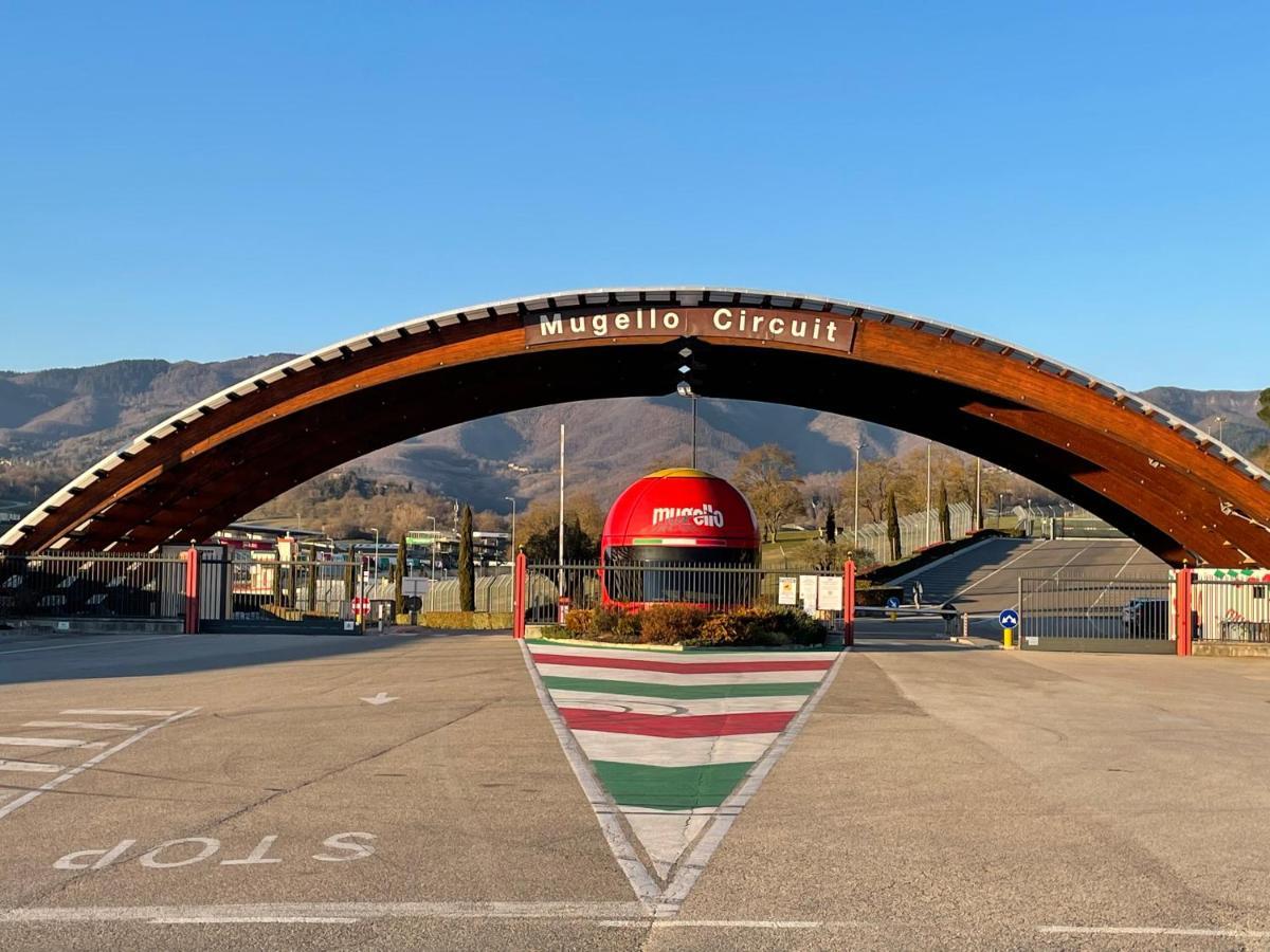 סקרפריה Incantevole Mugello מראה חיצוני תמונה