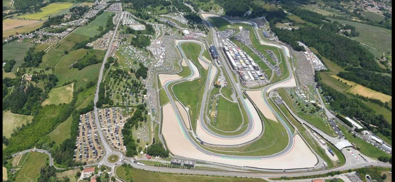 סקרפריה Incantevole Mugello מראה חיצוני תמונה